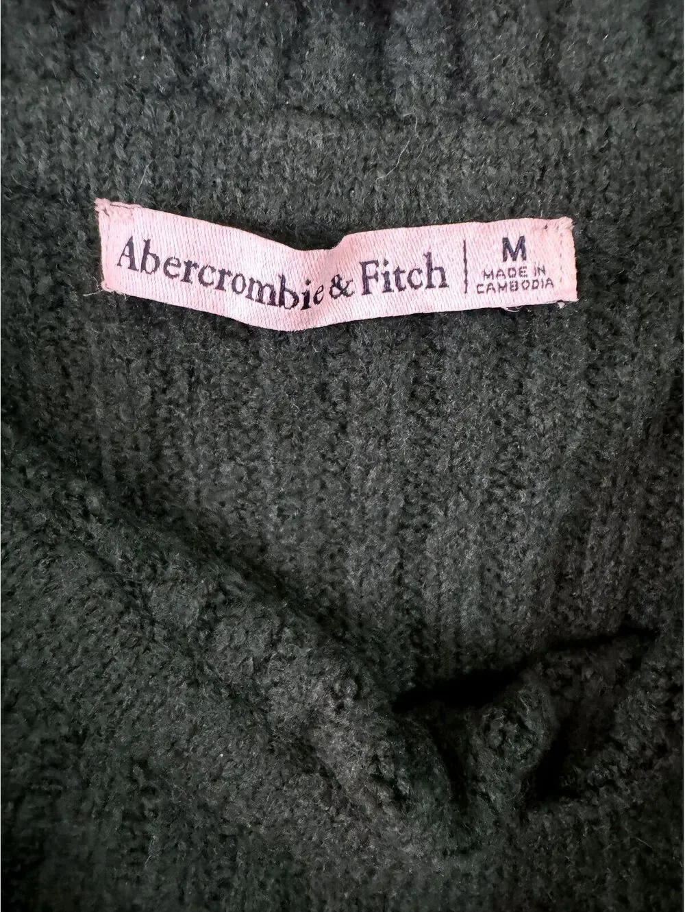 Abercrombie & Fitch Off the Shoulder Sweater - Size M